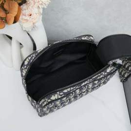Picture of Dior Handbags _SKUfw239234930fw